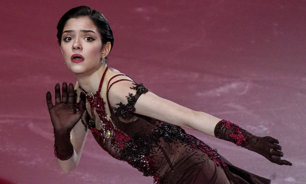 Эта поза Медведевой свела с ума даже иностранцев: пикантное фото